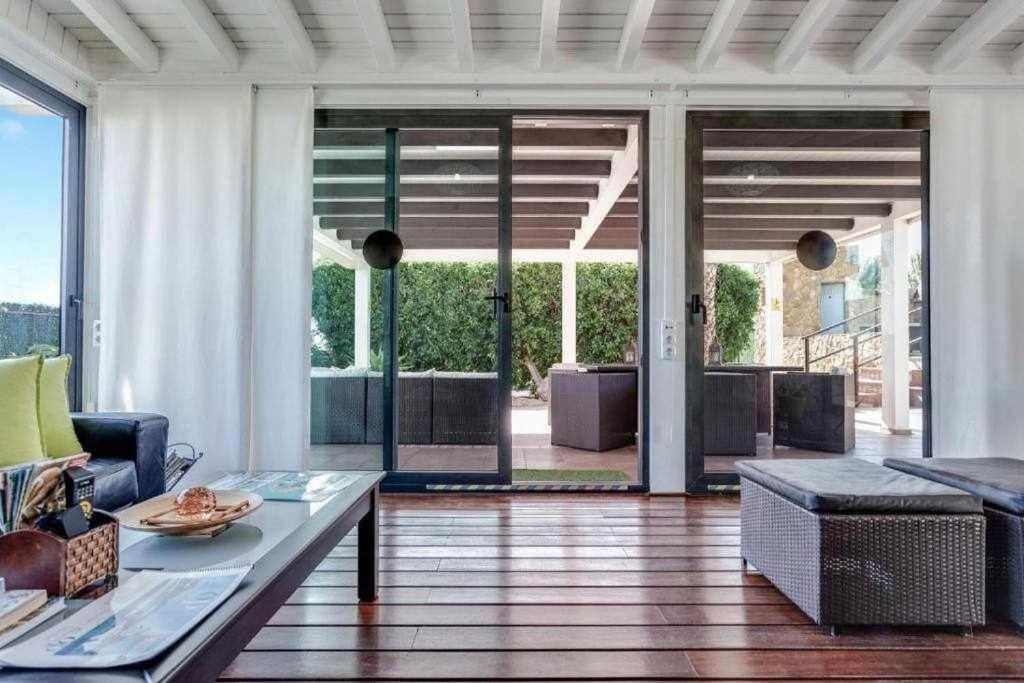 Villa Cobas Con Piscina Y Privada Triquivijate Εξωτερικό φωτογραφία