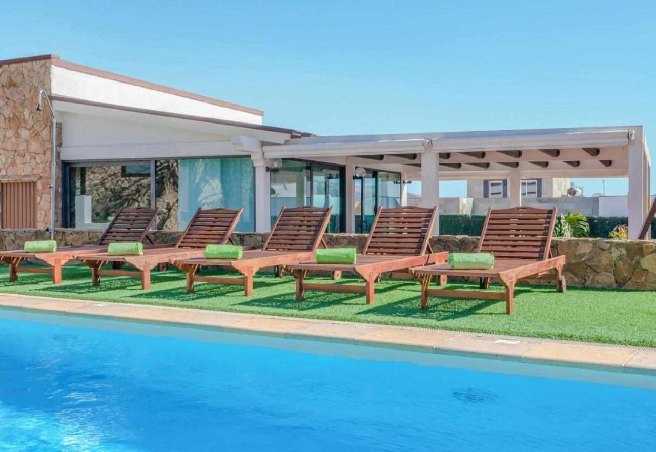 Villa Cobas Con Piscina Y Privada Triquivijate Εξωτερικό φωτογραφία