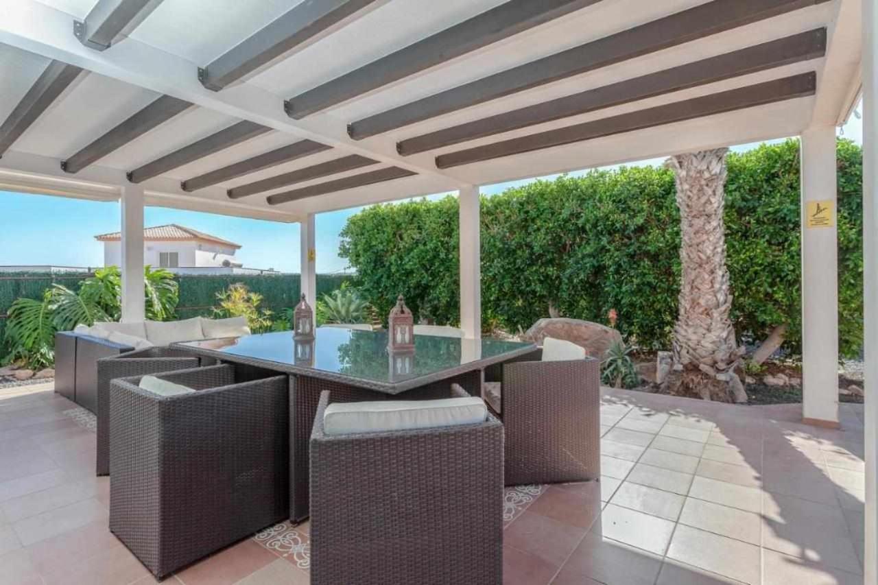 Villa Cobas Con Piscina Y Privada Triquivijate Εξωτερικό φωτογραφία